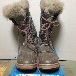 Women's lace up Sorel Winter Boots